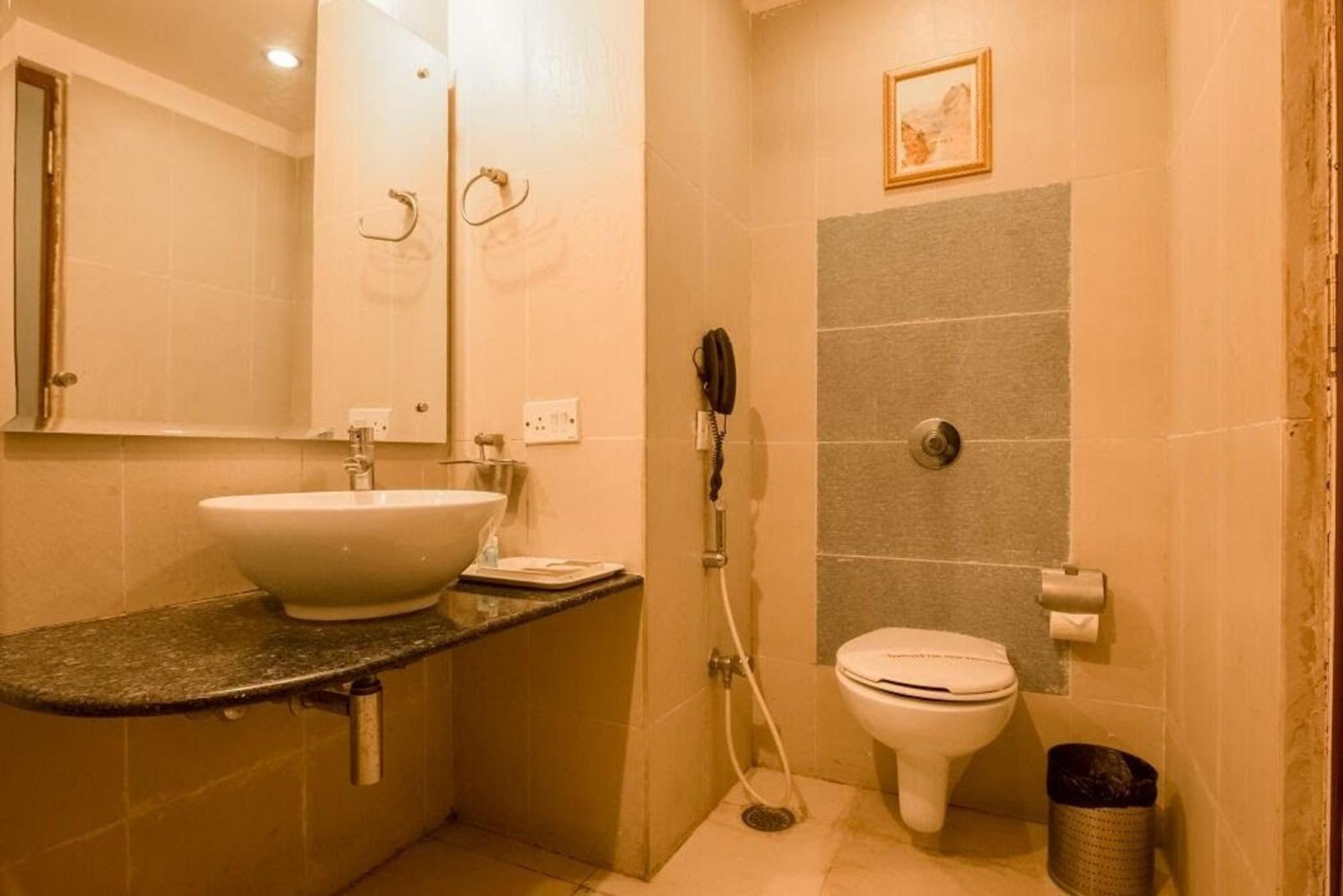 Hotel Silicrest Bangalore Buitenkant foto
