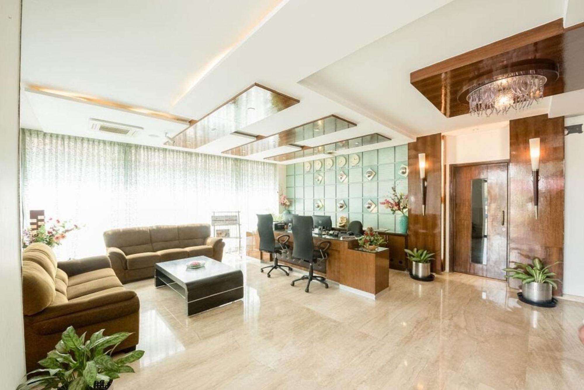 Hotel Silicrest Bangalore Buitenkant foto