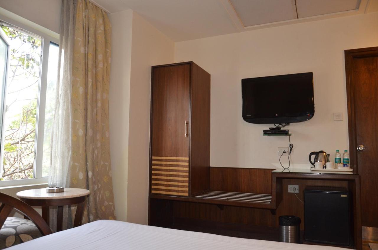 Hotel Silicrest Bangalore Buitenkant foto